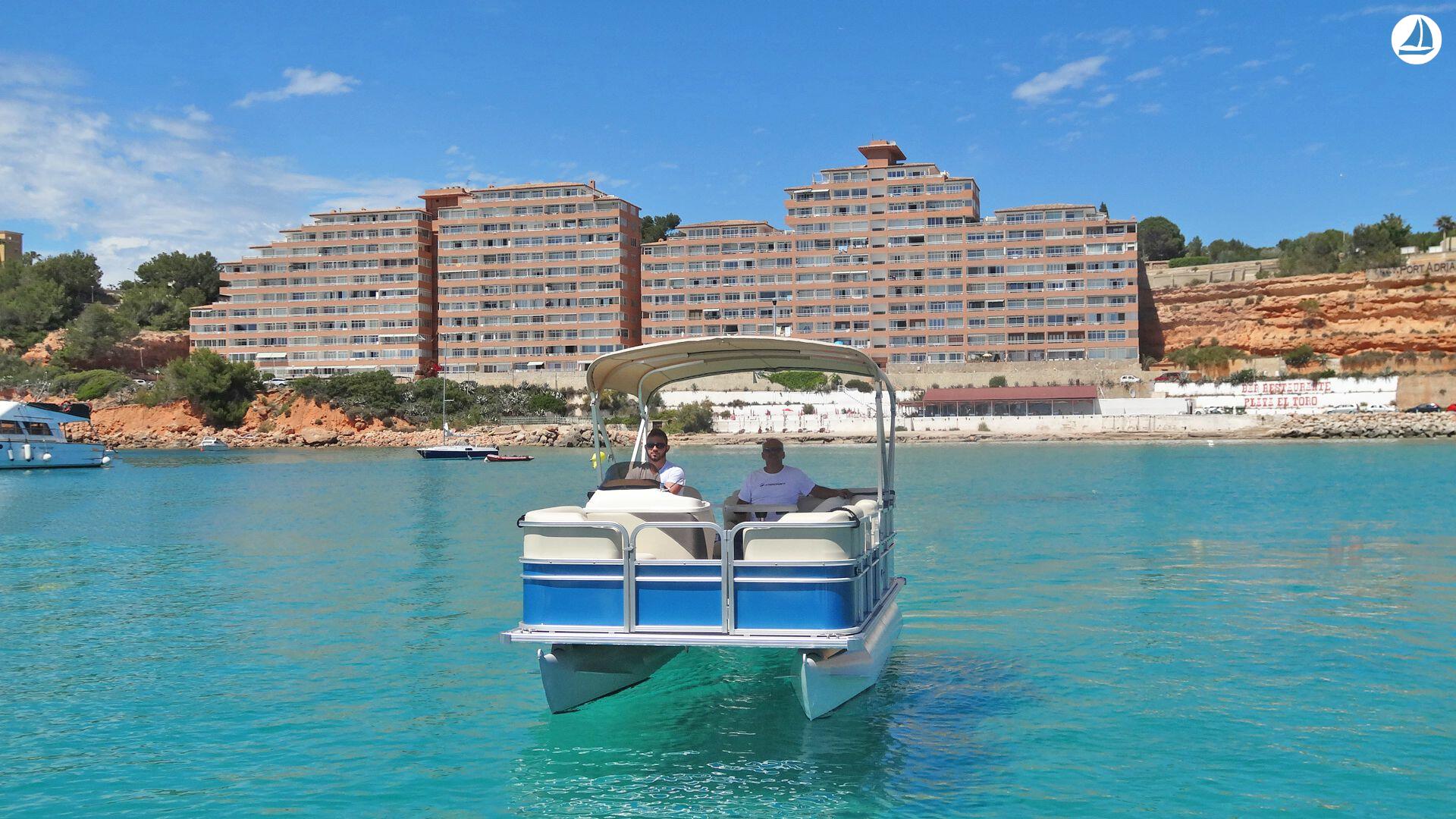 Photo Sunchaser JJ 7516 EU WITHOUT LICENCE - Port Adriano 1