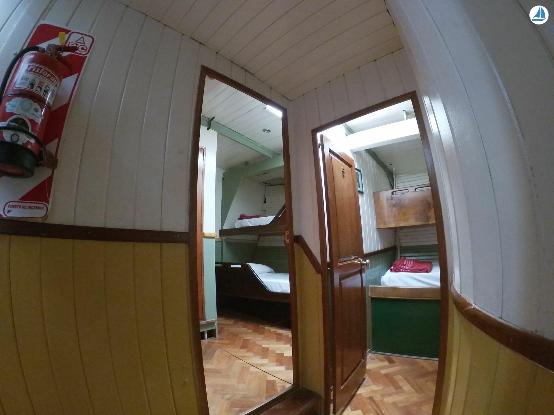 Photo Astillero Roncallo, Genova 1886 20