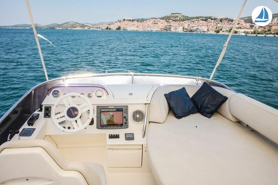 Photo Azimut 43 Fly 5