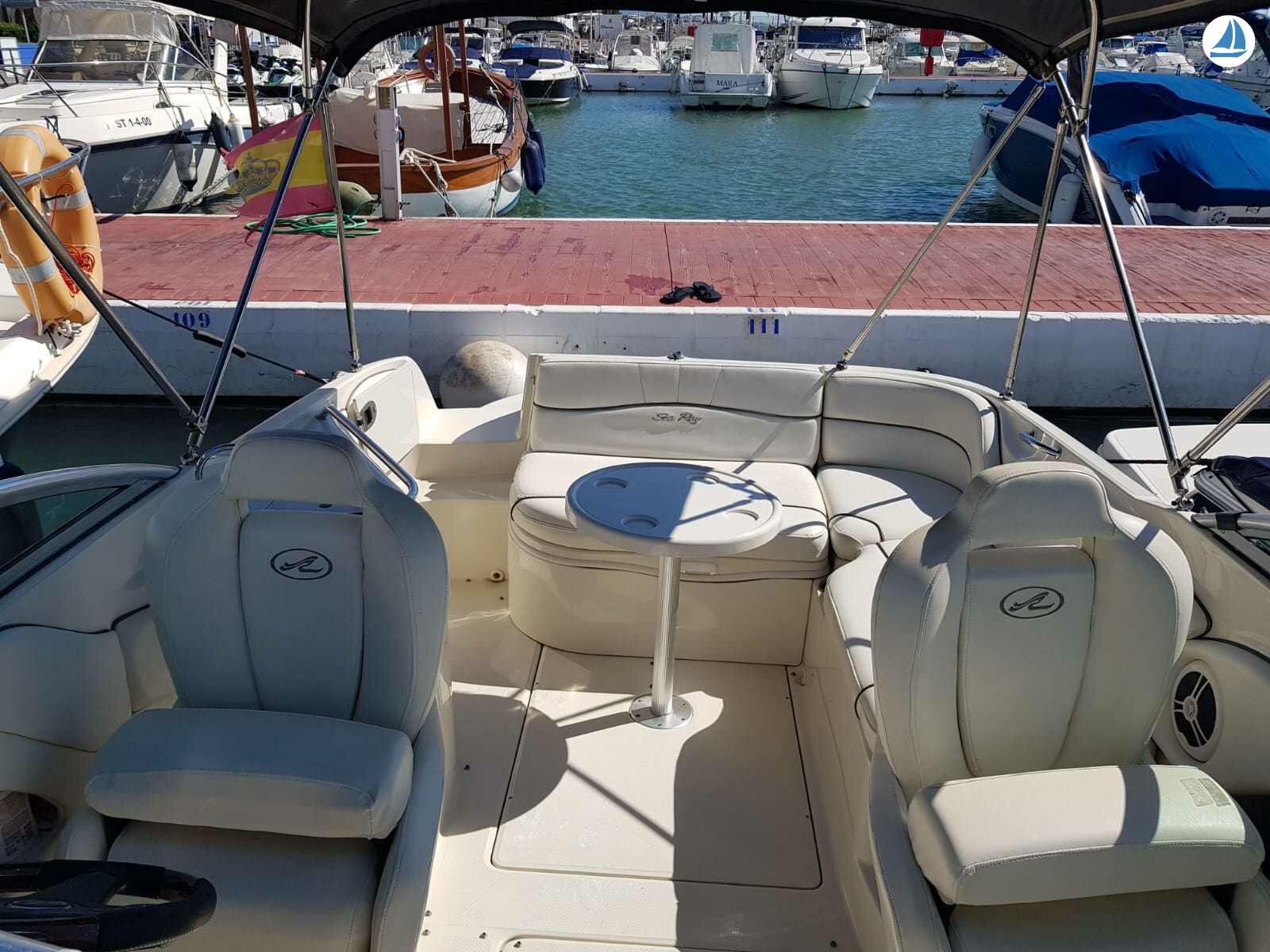 Photo Sea Ray SUNDECK 240 6