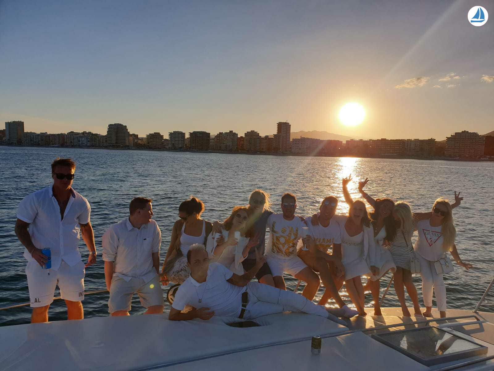Photo Sea Ray 440 Sea ray, dolphin watching 14