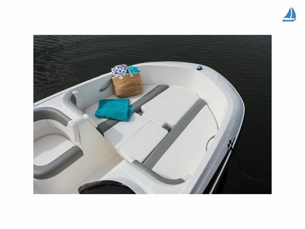 Photo Bayliner E5 3