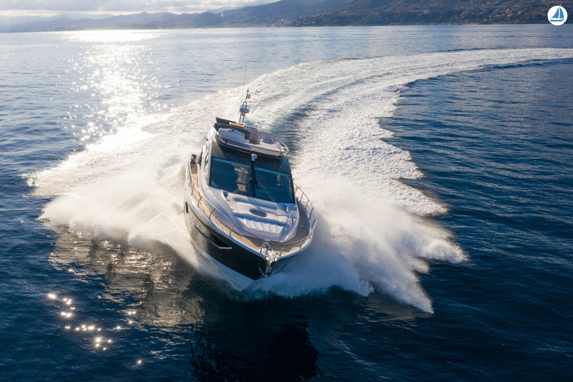 Photo SESSA MARINE Flybridge 54 1