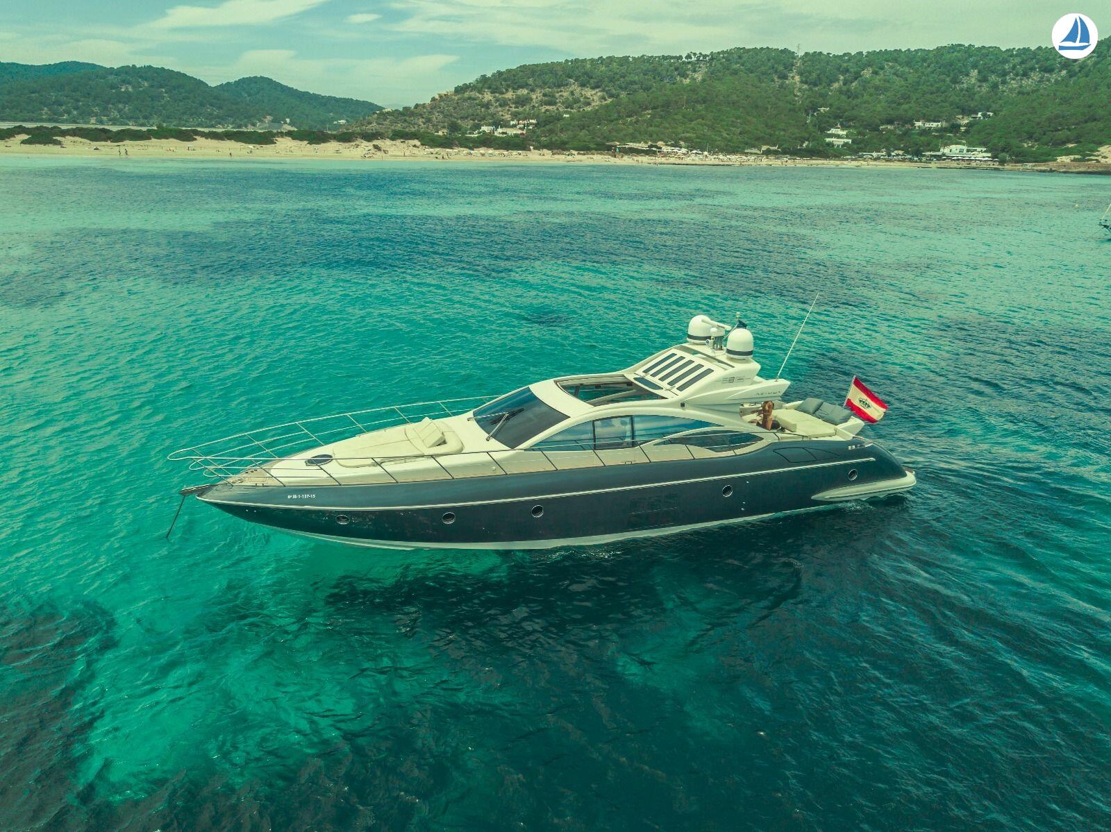 Photo Azimut 68s 26