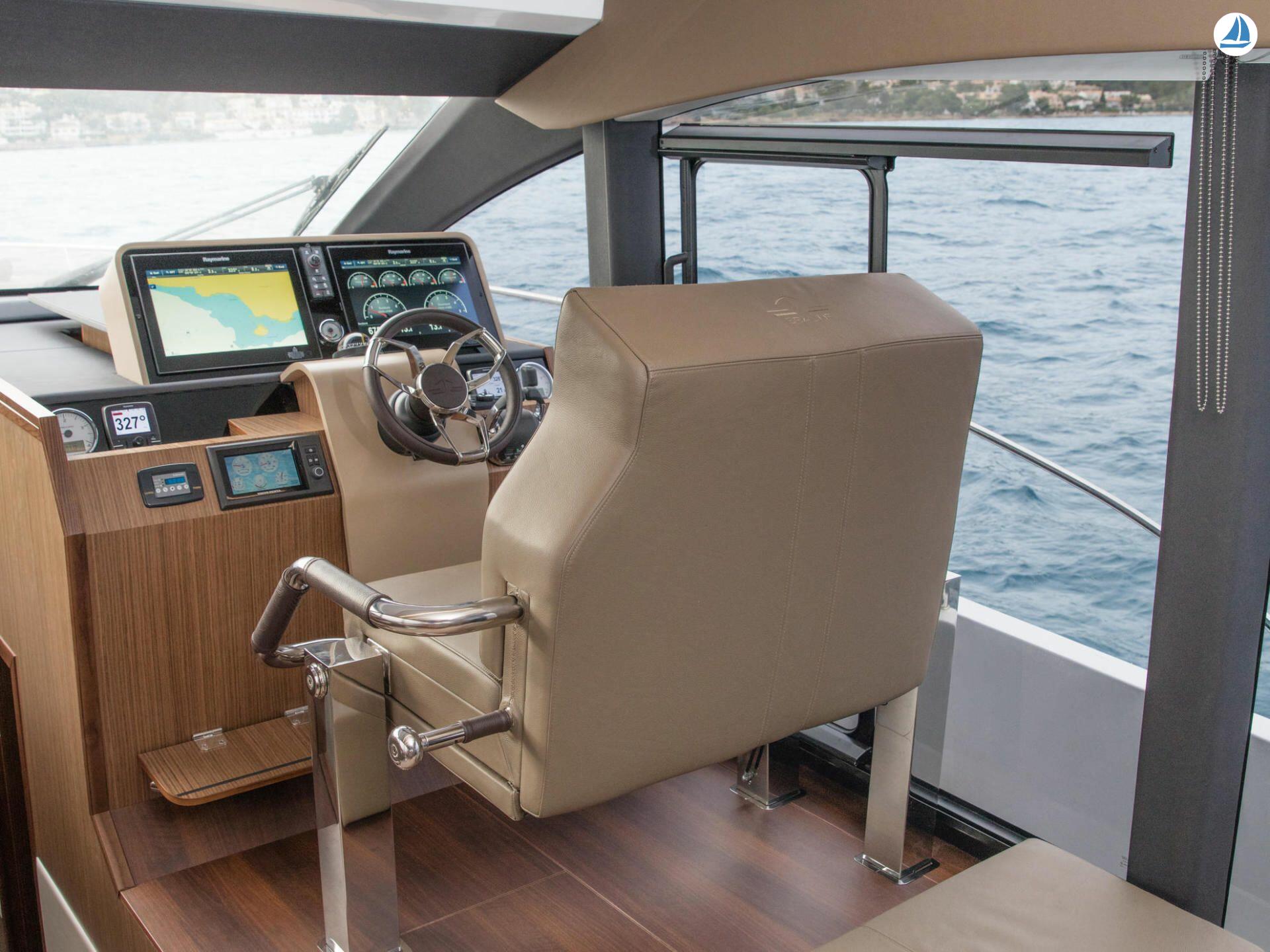 Photo Sealine F530 14