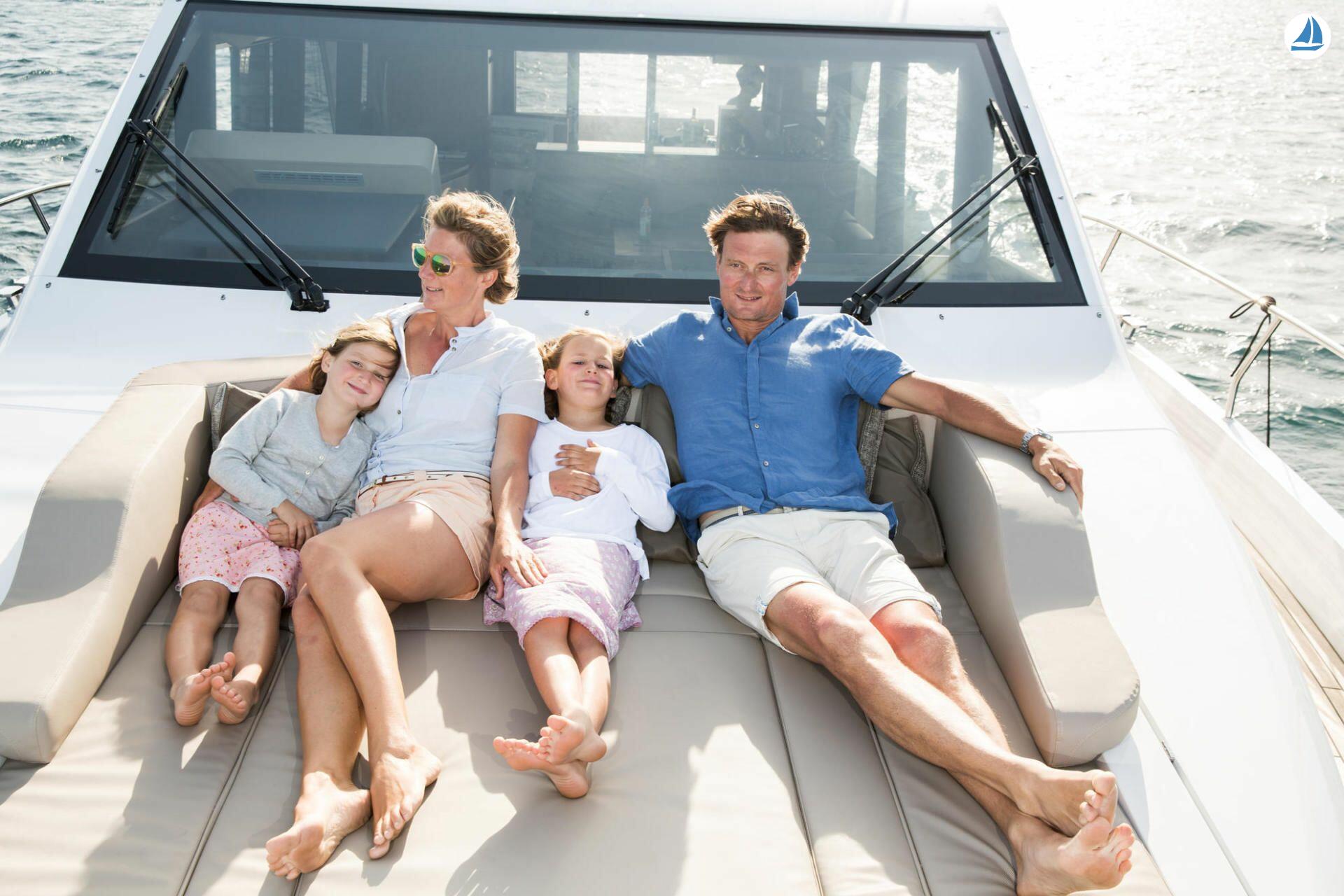 Photo Sealine F530 19