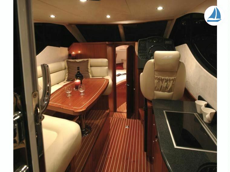Photo Galeon 290 FLY 4