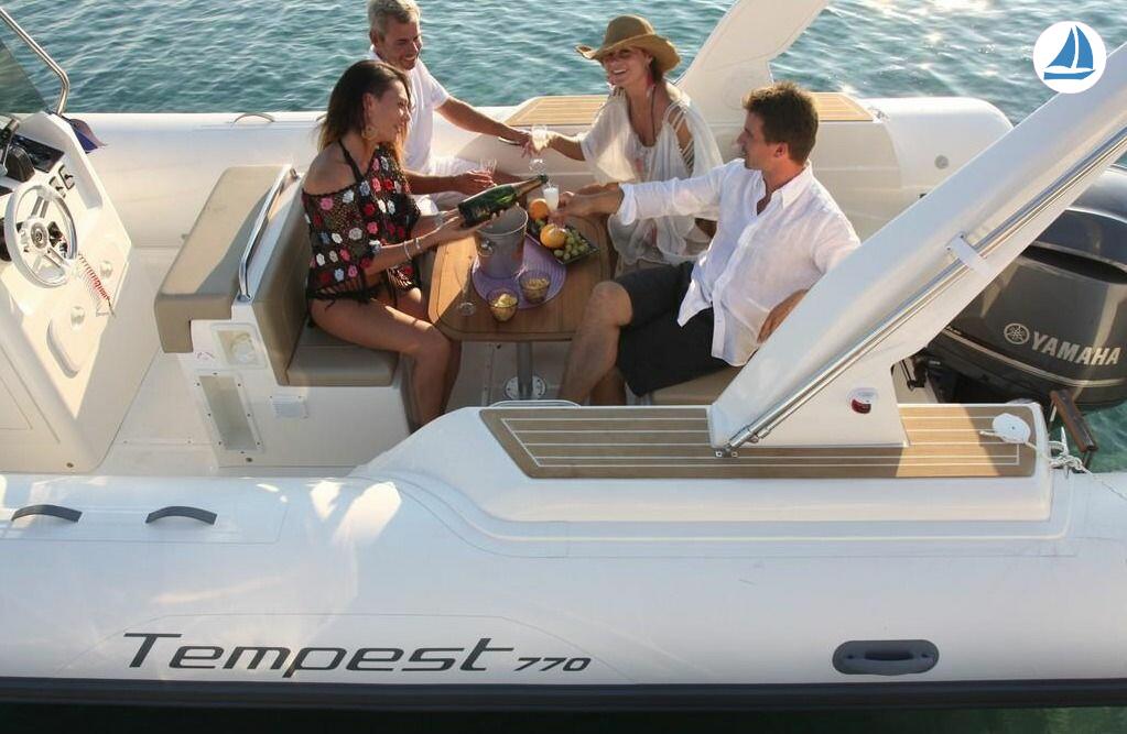 Photo Capelli TEMPEST 770 4