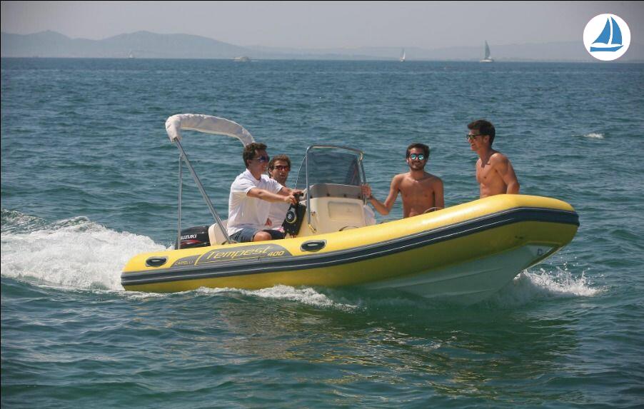 Photo Capelli TEMPEST 400 1