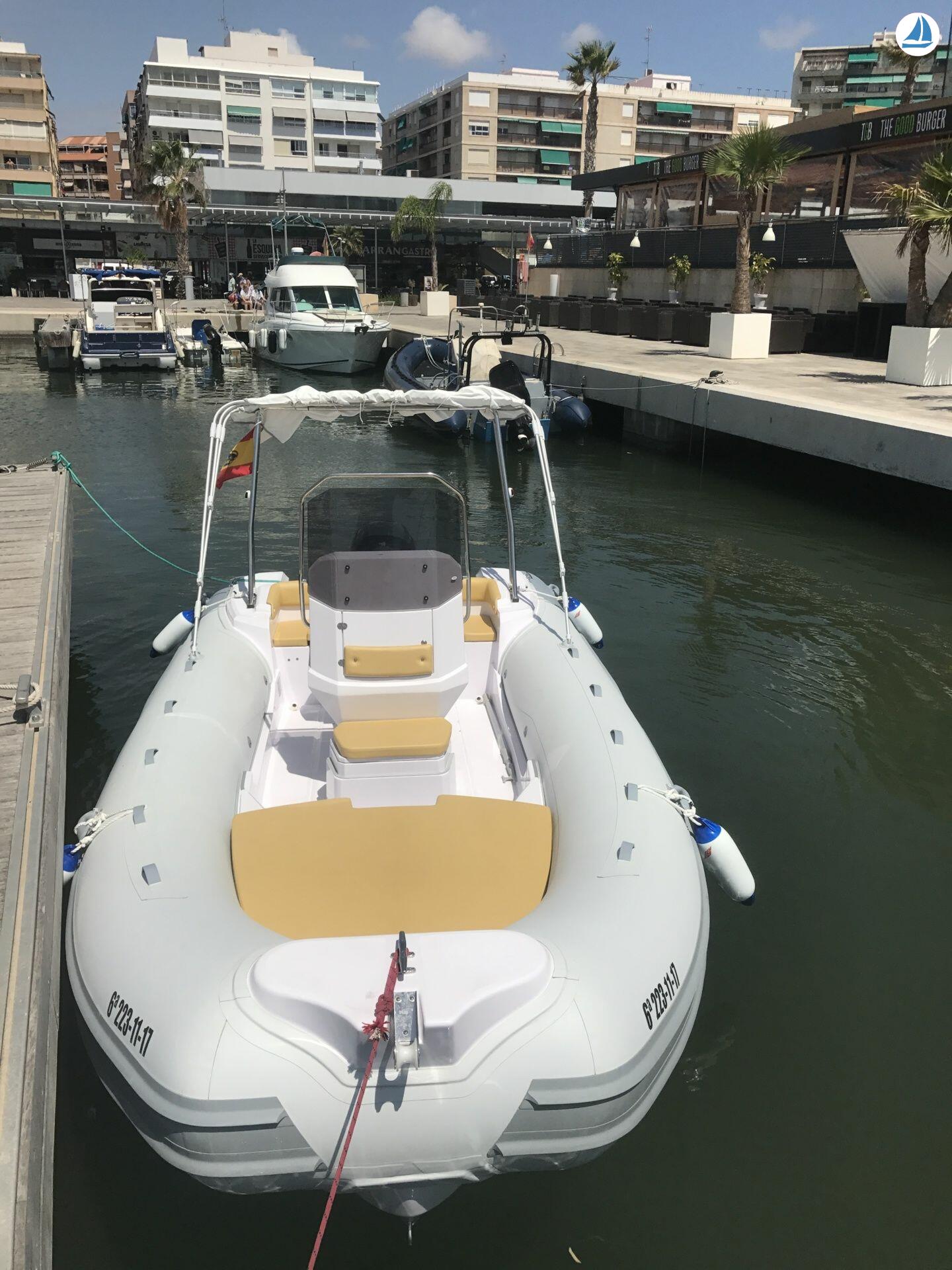 Photo Predator 599 2