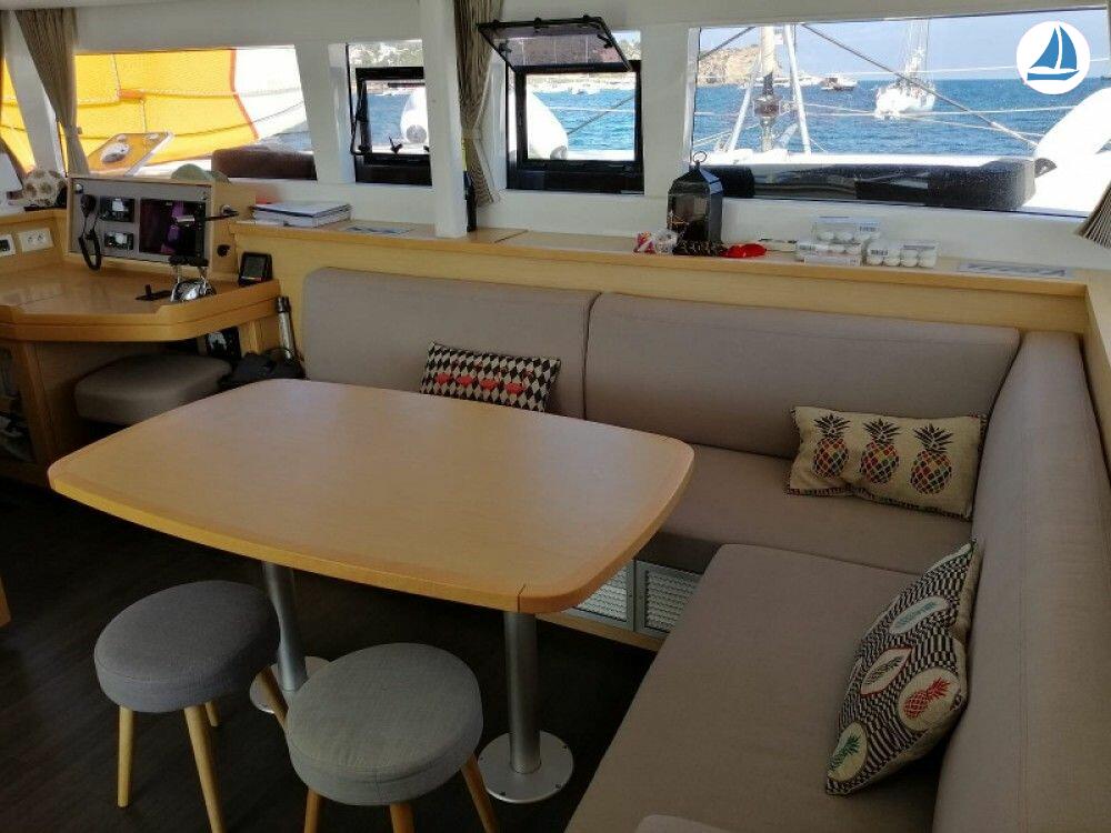 Photo Lagoon 450 F 5