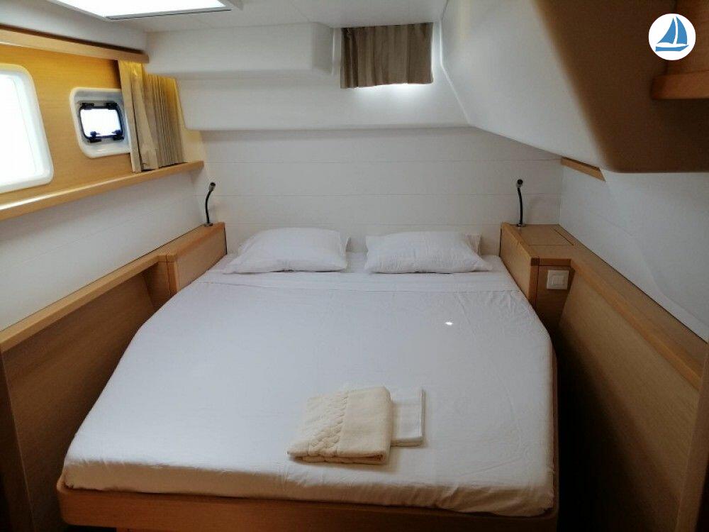 Photo Lagoon 450 F 9