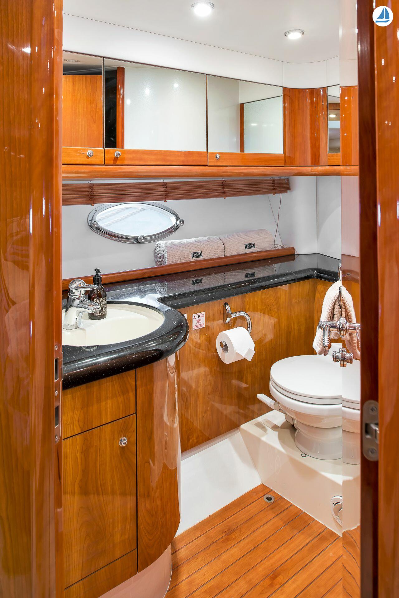 Photo Sunseeker 75 PREDATOR 18