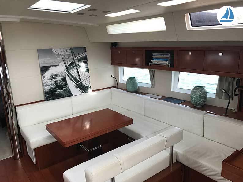 Photo Beneteau OCEANIS 55 10
