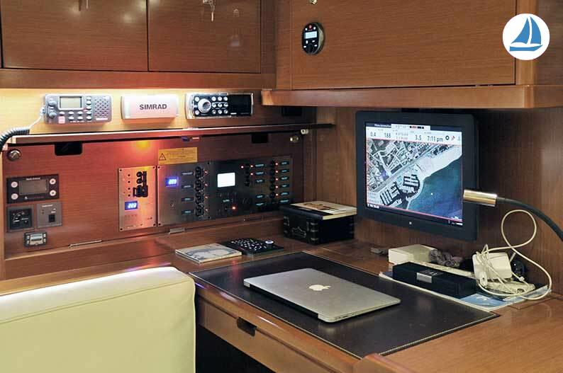 Photo Beneteau OCEANIS 55 16