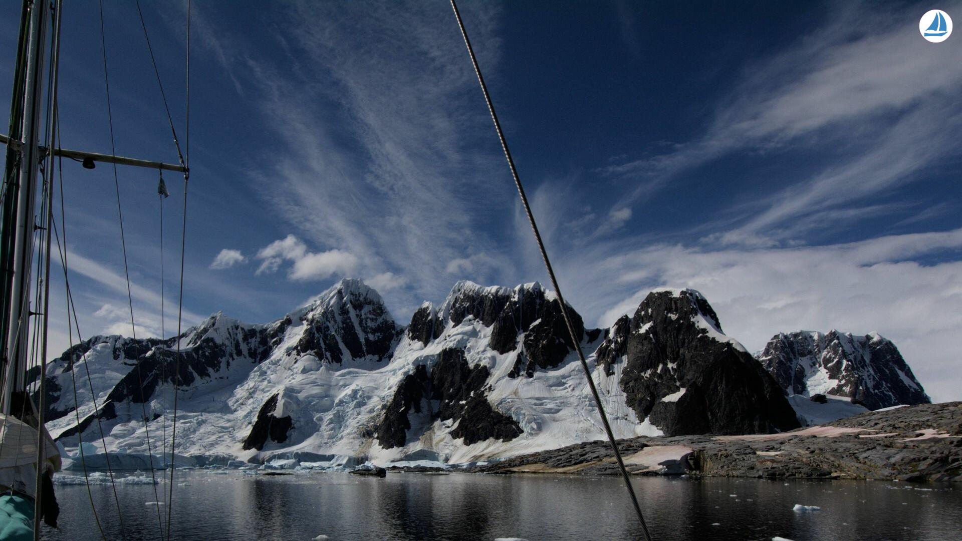 Photo Custom 60' Custom 60' 10