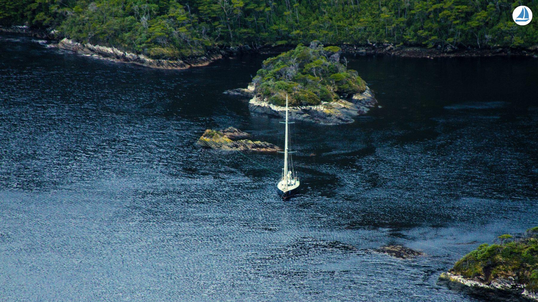 Photo Custom 60' Custom 60' 13