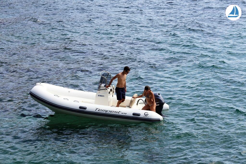 Photo Capelli Tempest 470 4