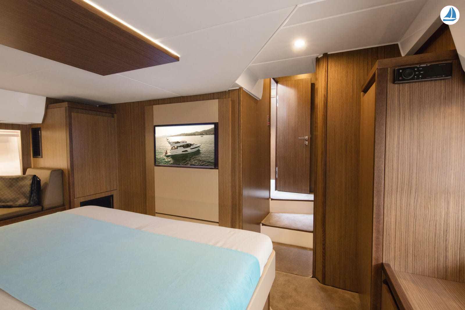 Photo Sealine F530 10