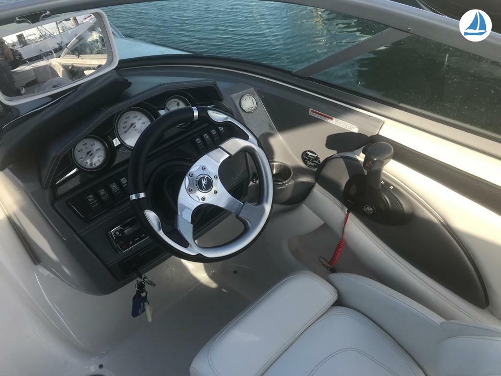 Photo Monterey 224 FS 10