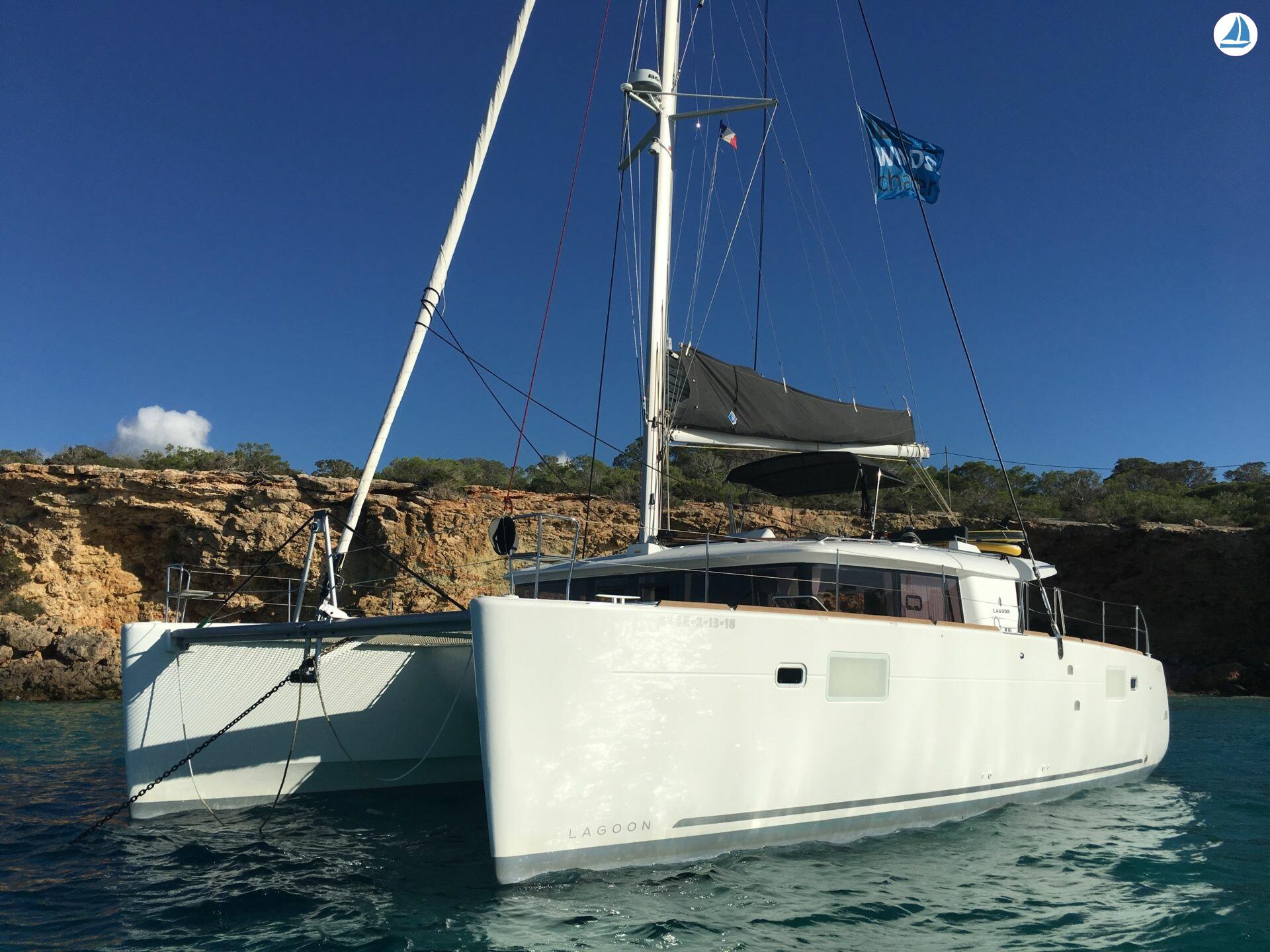 Photo Lagoon 450 3