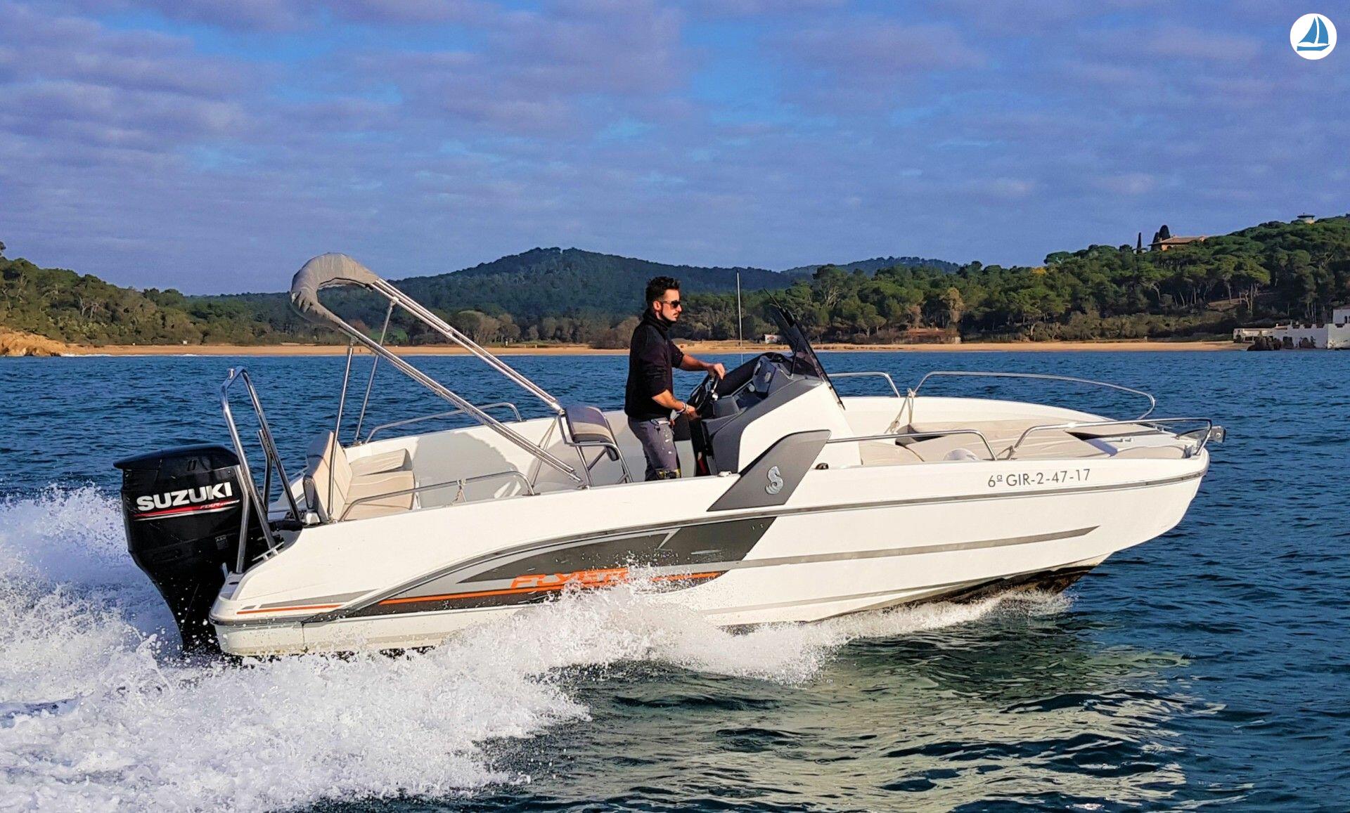 Photo Beneteau Flyer 6.6 spacedeck - Begur 5