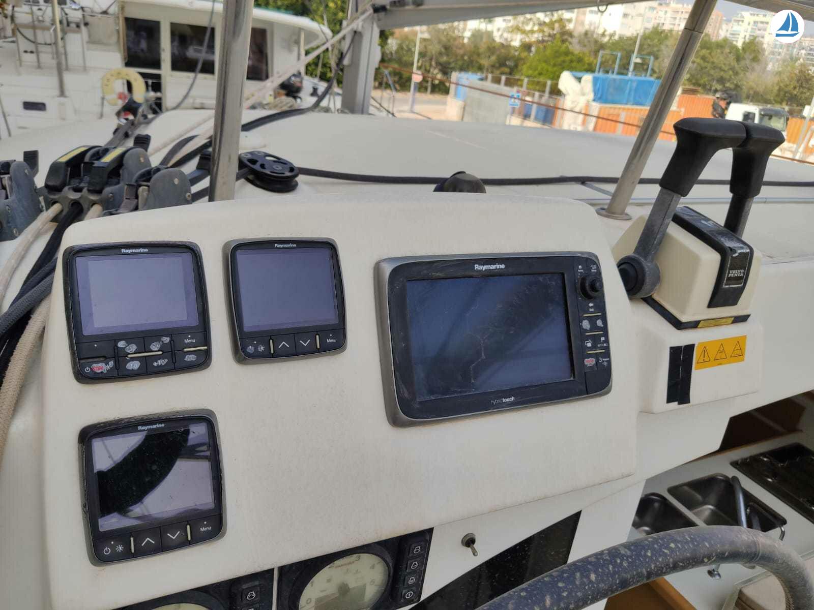 Photo Lagoon 380 S2 21