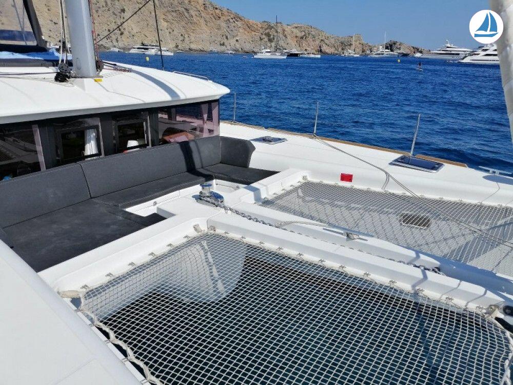 Photo Lagoon 450 F 1