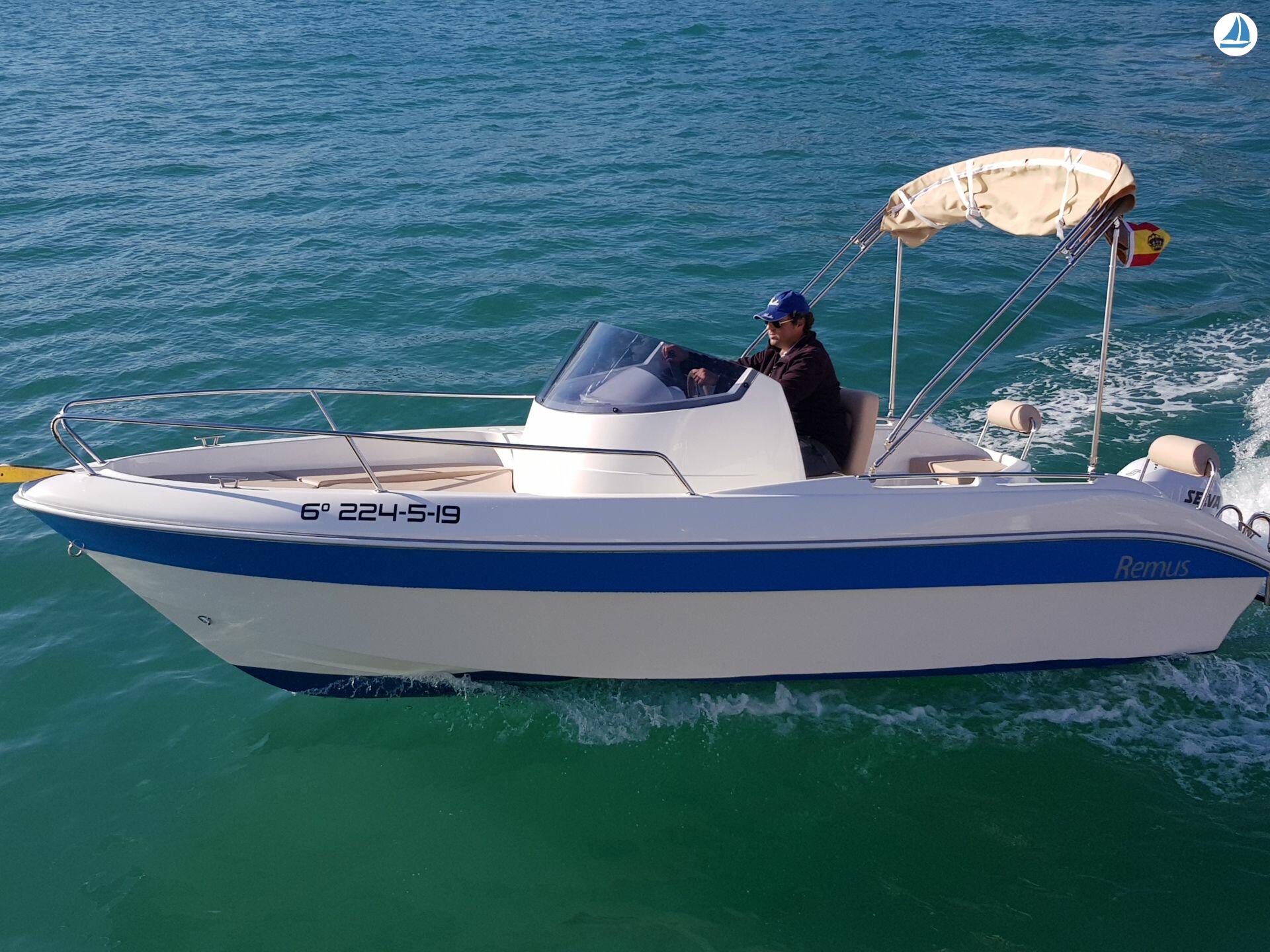 Photo SESSA MARINE Remus 550 2